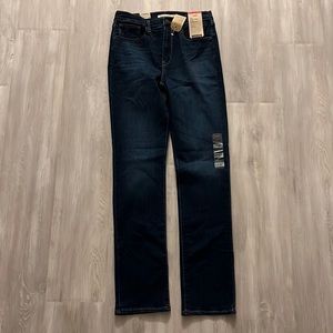 Brand New Womens Levi’s